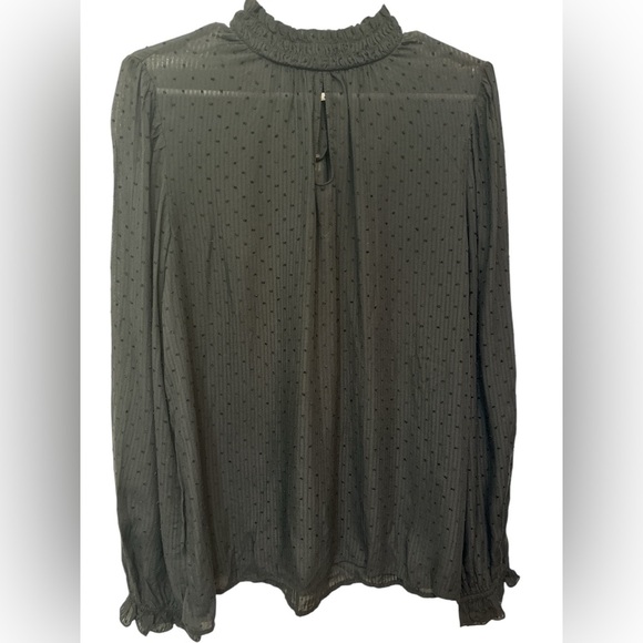 Time and Tru Women's Black Keyhole Swiss Dot Blouse - Picture 1 of 7